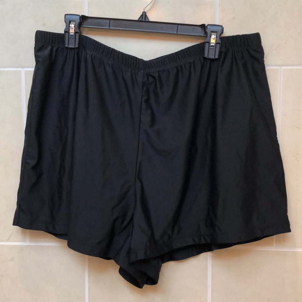 NWT St. Tropez Swimwear Black Swim Shorts Sz 22W